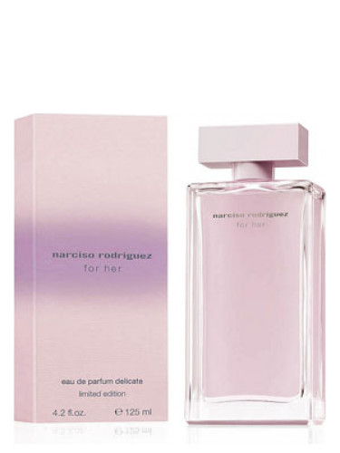 Narciso Rodriguez For Her Eau de Perfume Delicate Limited Edition Kadın Parfümü