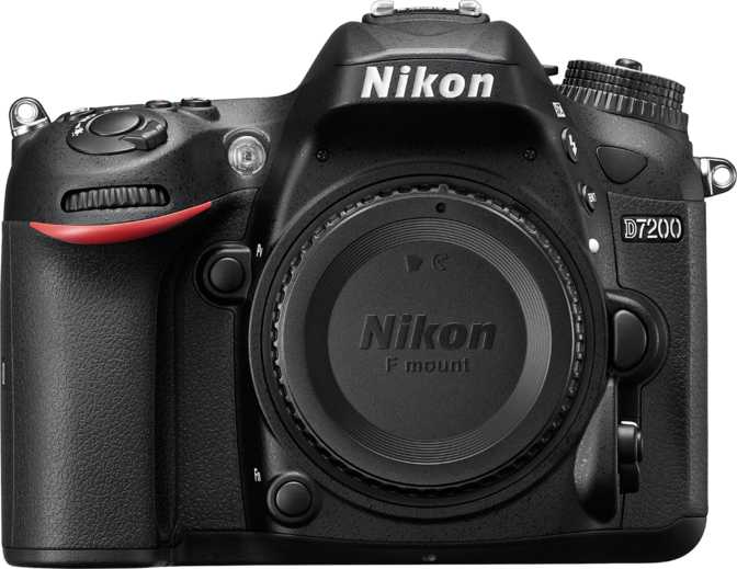 Nikon D7200 + Nikon AF-S DX Nikkor 18-140mm f/3.5-5.6G ED VR