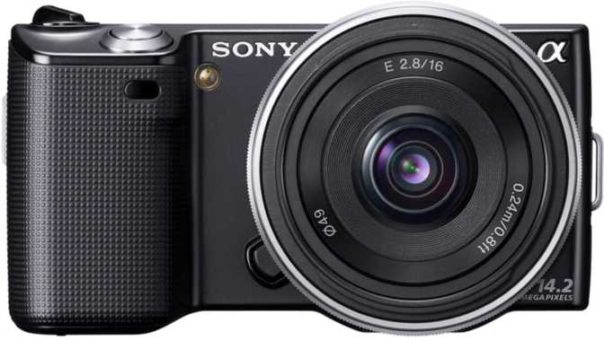 Sony Alpha NEX-5 + Sony E16mm/ F2.8 Pancake